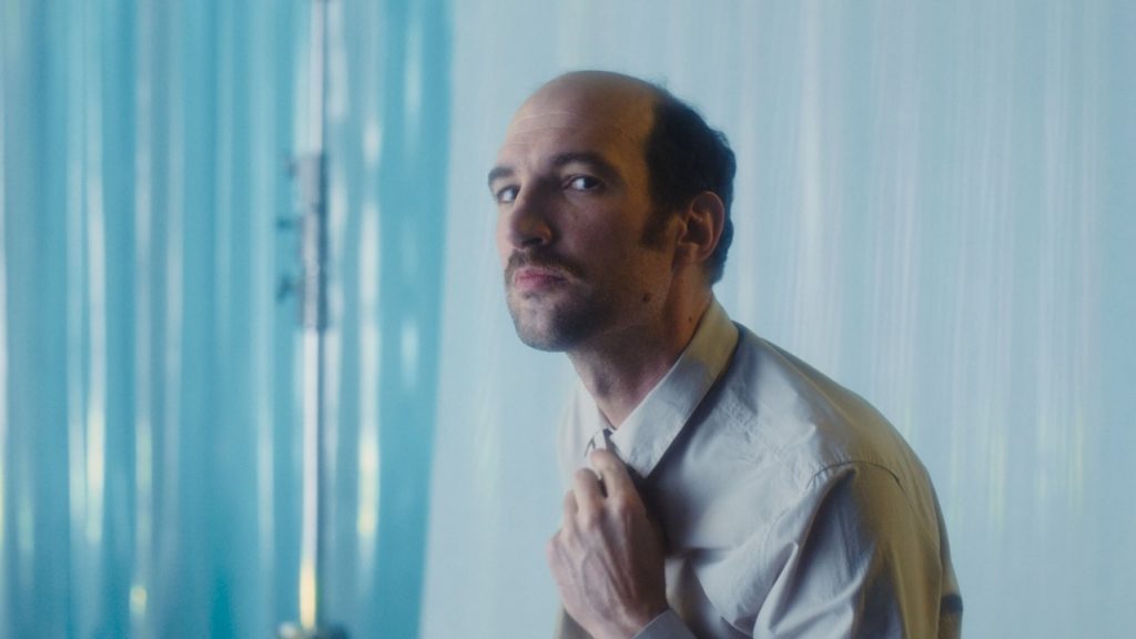 04-Le-Syndrome-Des-Amours-Passees-Stills-Sirot-et-Balboni